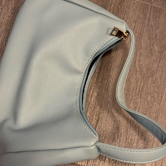 Cream Blue Purse - Picture 3 of 3